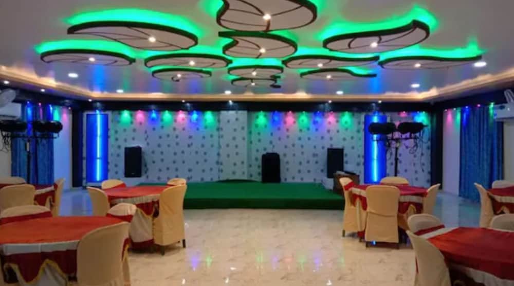 meeting & event spaces