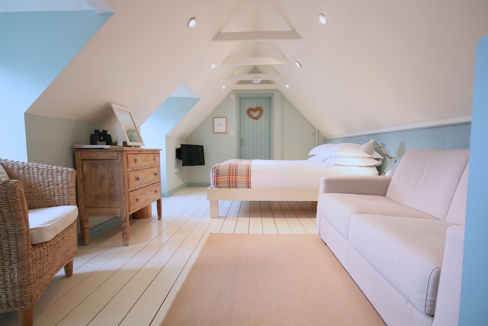 The Apartments Quidhampton Mill view 3