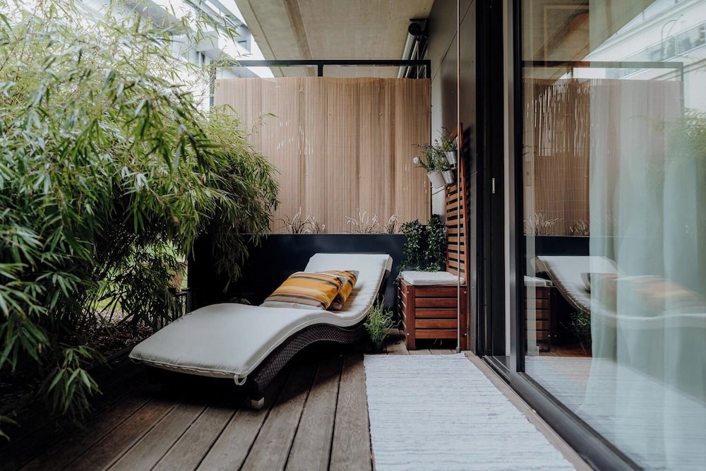 YoHome - Luxury Downtown Apartment