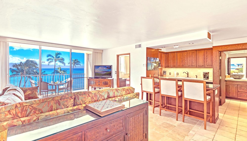 Royal Kahana Resort by rkmaui