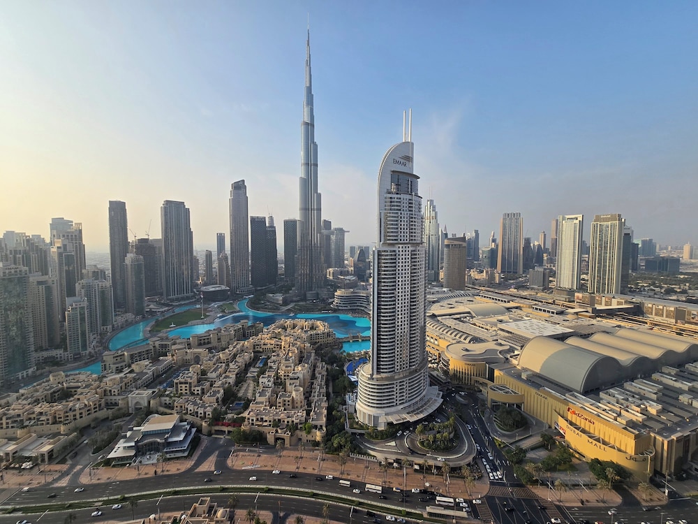 Royale Highend Burj and Fountain View