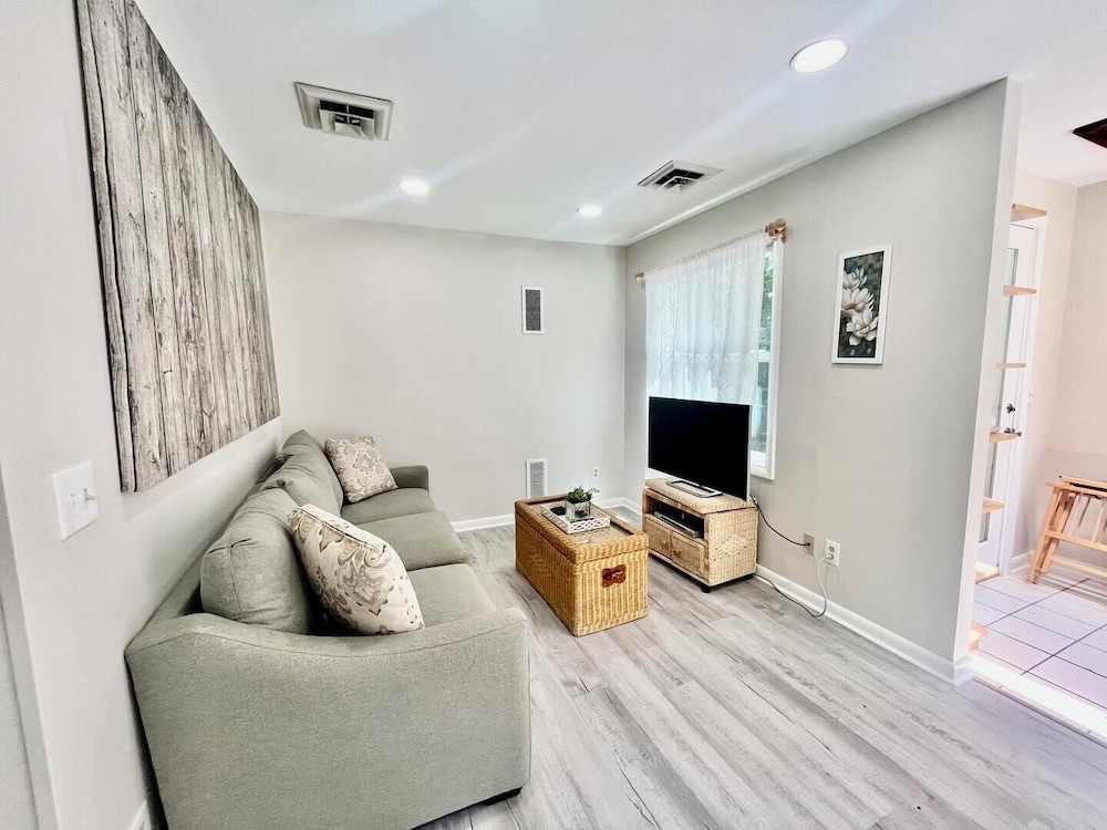 Sussex Street 69
