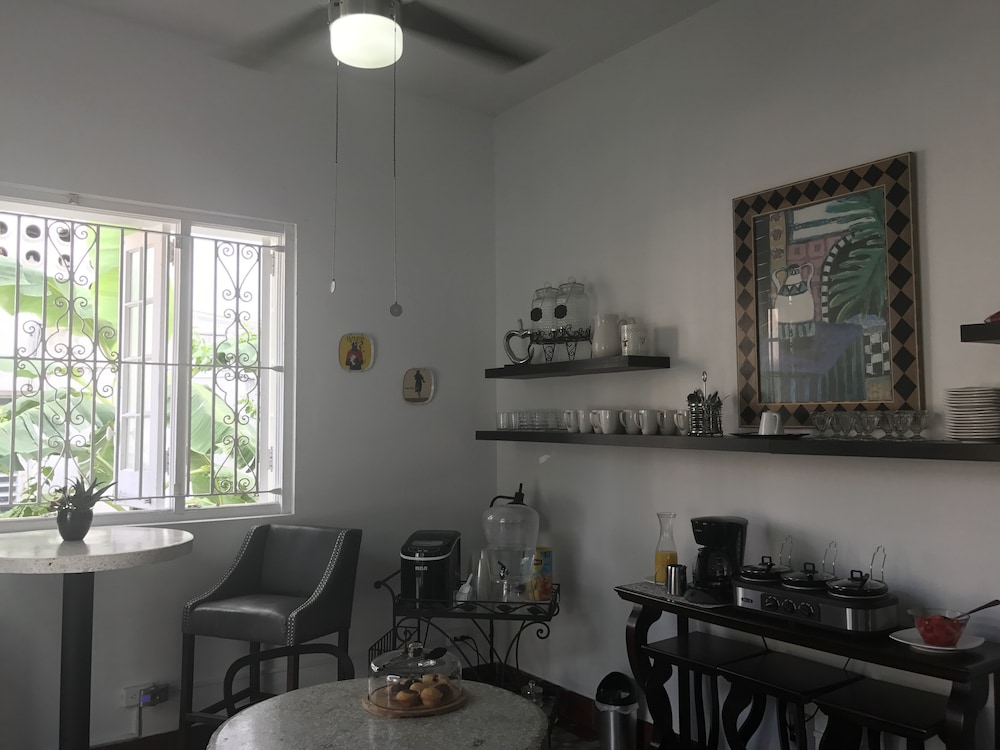 Casa Isabel Bed & Breakfast
