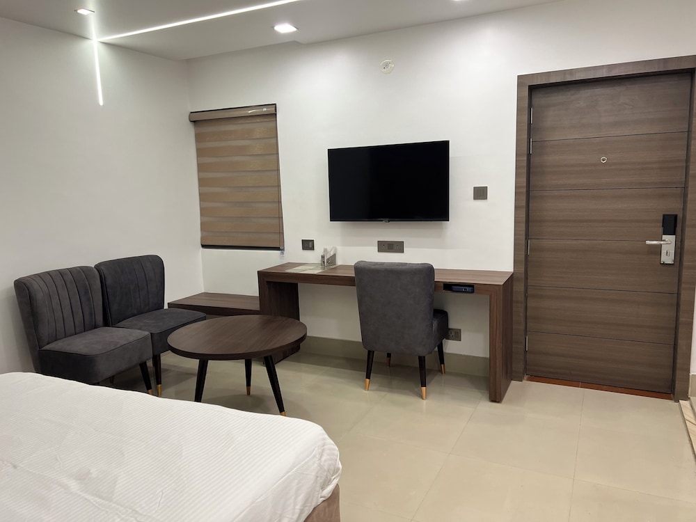 Narang Hotel