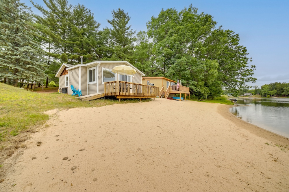 Mount Pleasant Vacations - Lake Vacation Rental w/ Deck  Gas Grill! - Property Image 1