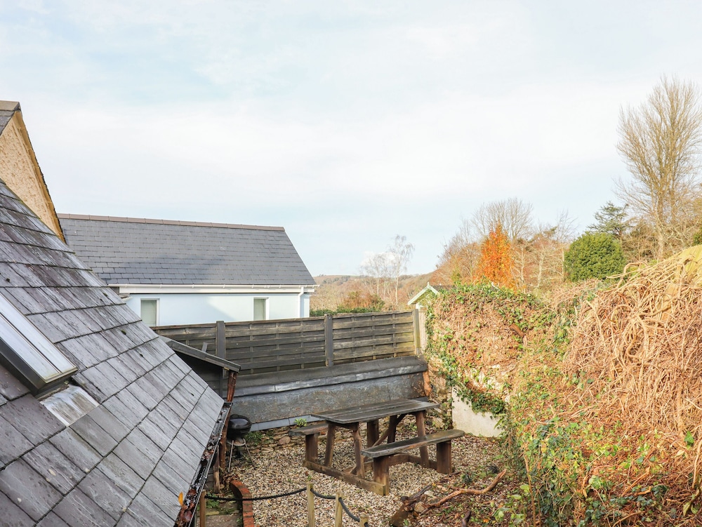 Alpha Cottage