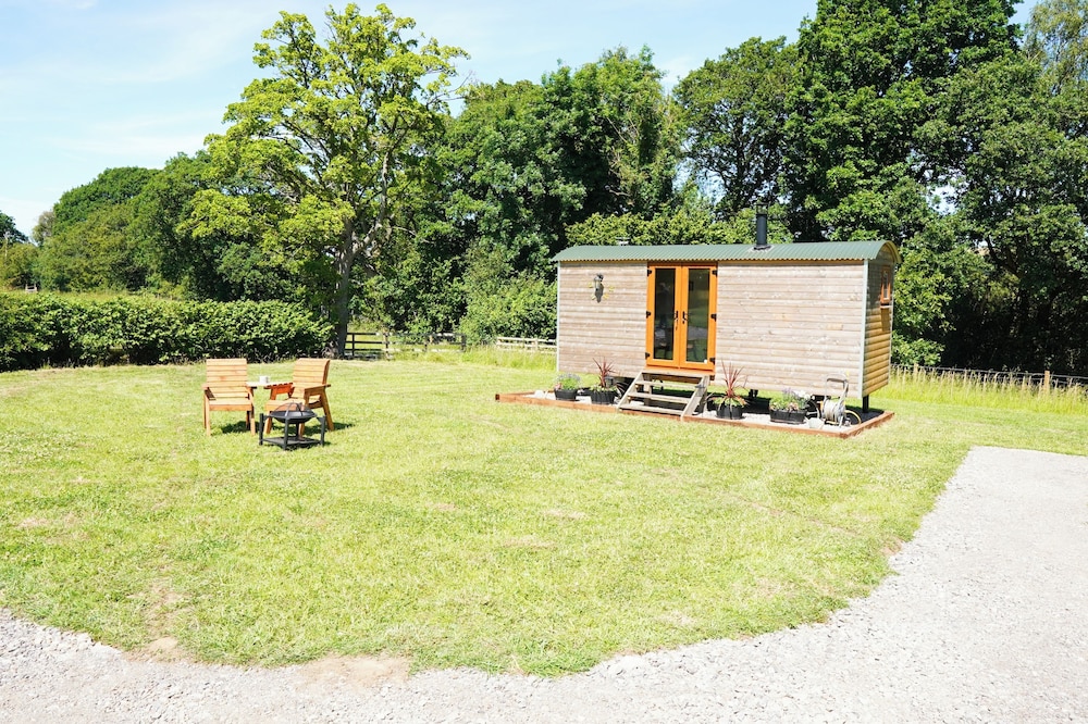 Woodend Hideaway Hamsterley - Sleeps 2 & Garden