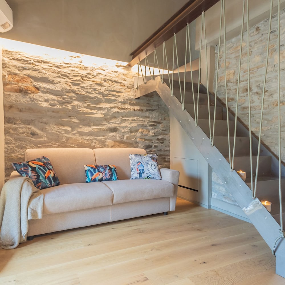Urio s Castle Suites