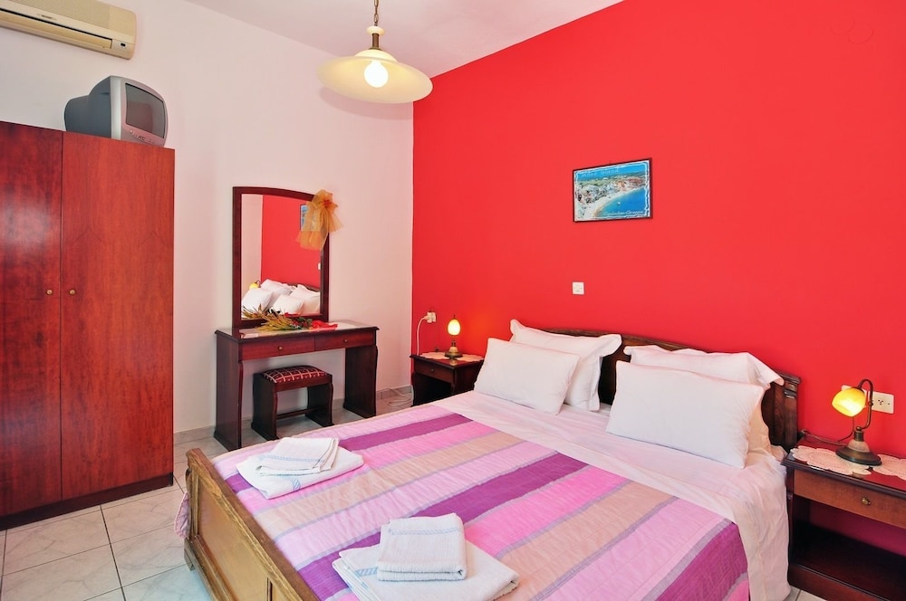 Mimoza Rooms en Milos