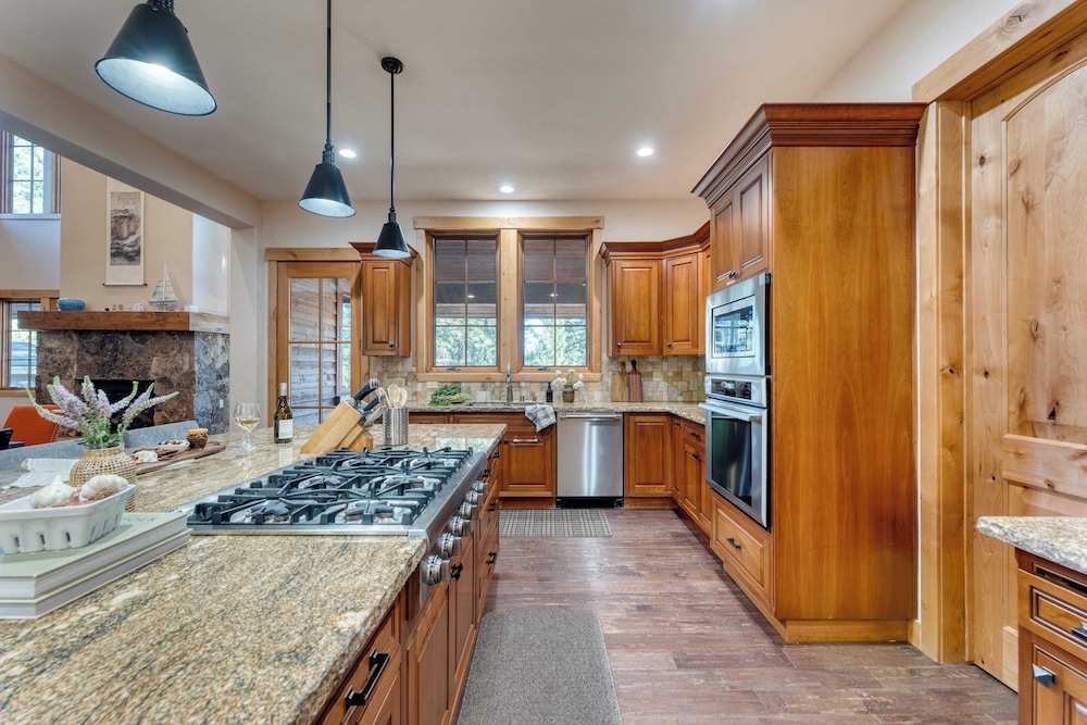 Grays Crossing by Avantstay Stunning 4bdr Cabin