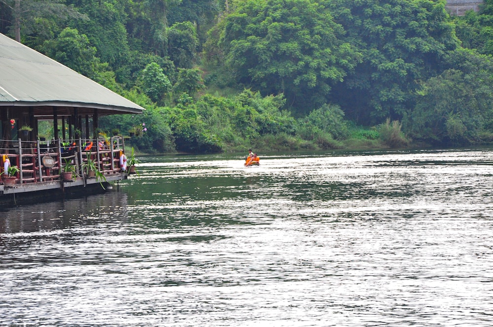 Mek Kiri River Kwai Resort