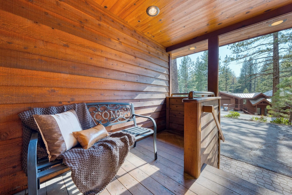 Northstar Haven Cozy-chic Retreat Near Lake Tahoe & Downtown Truckee