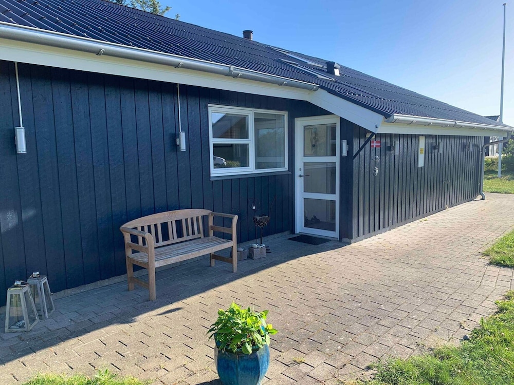 5 Star Holiday Home in Brovst
