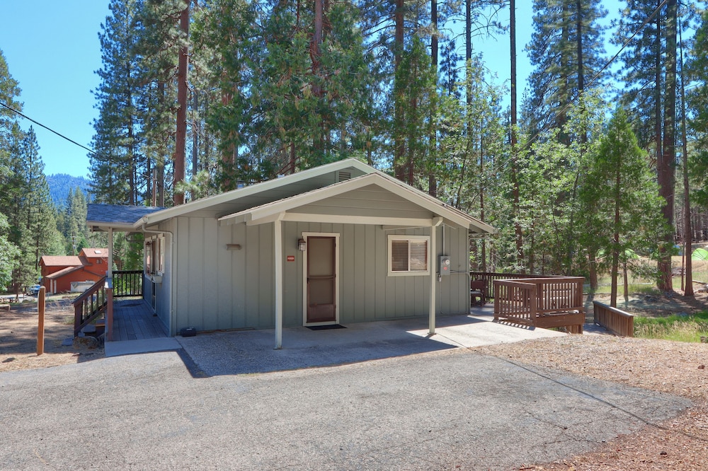 The Redwoods Cabin