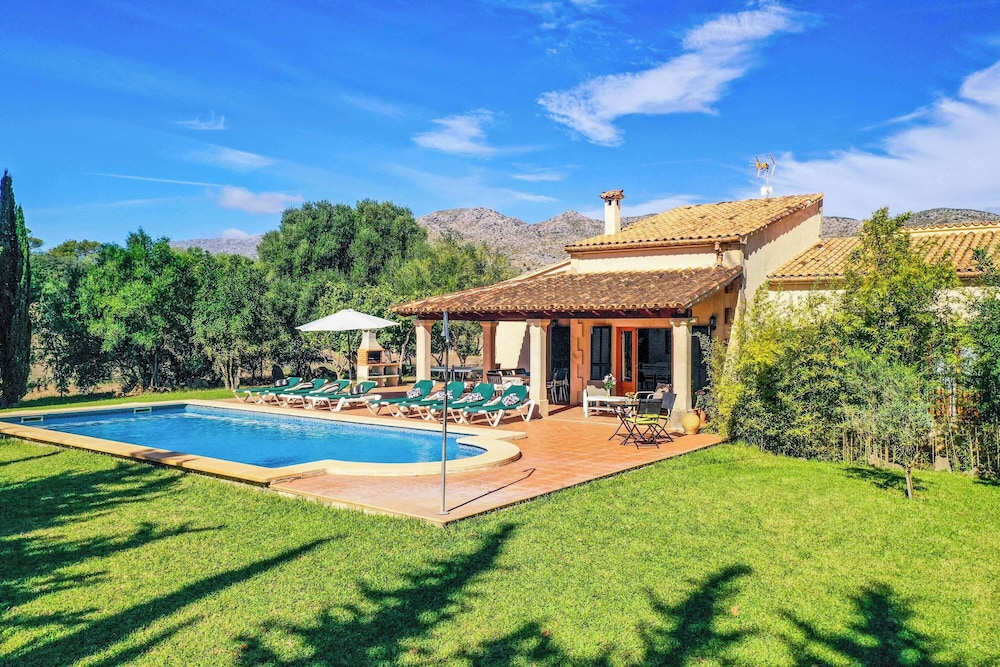 Villa Punta Colet