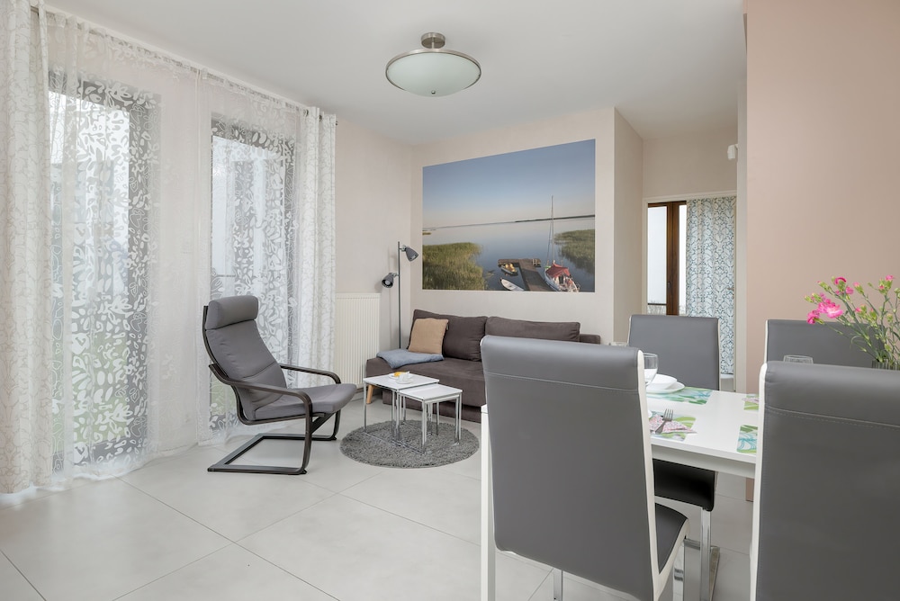 Apartment Miamar for 6 by Renters