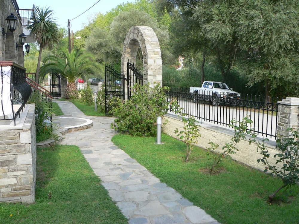 Photo 27