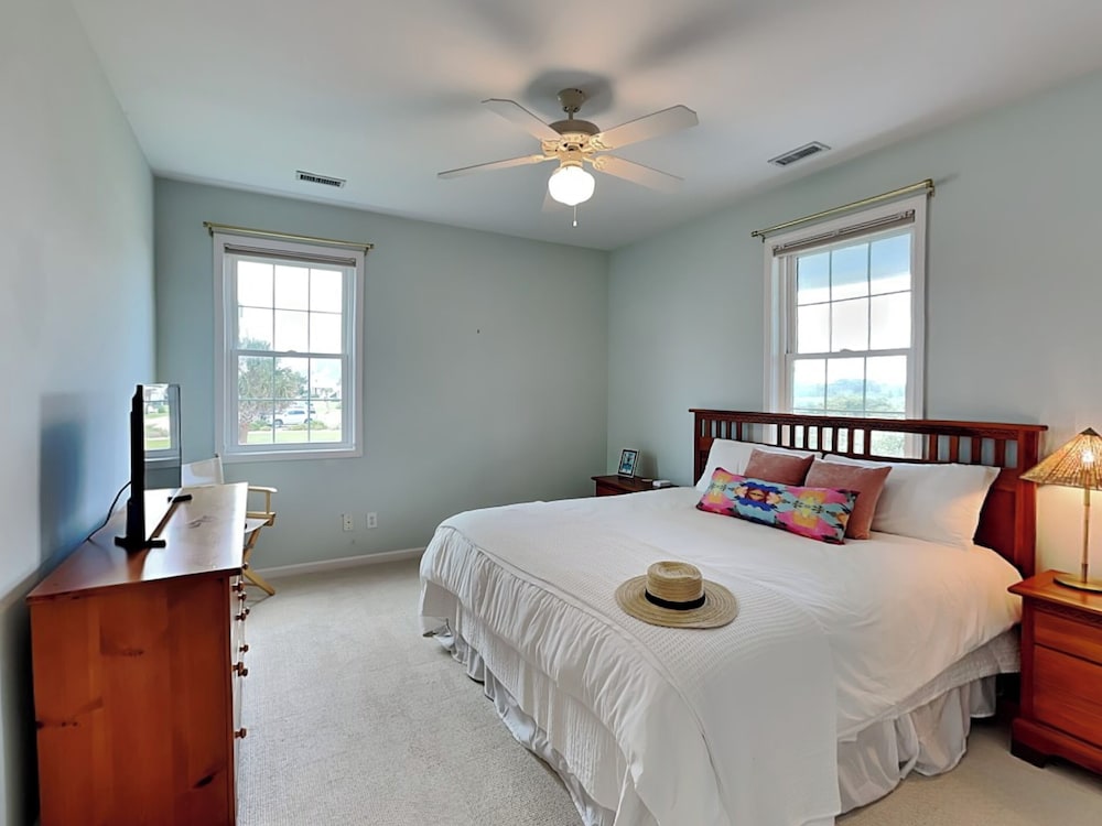 Sunny Side Up by Topsail Realty