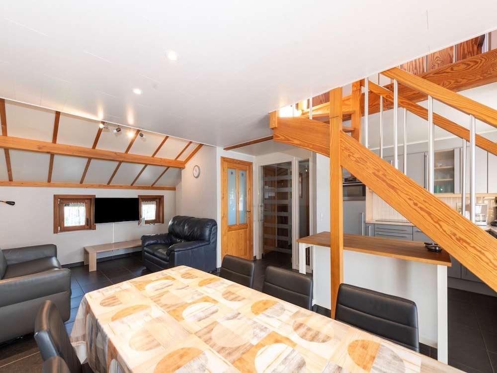 Holiday Home Near Marina With Pool