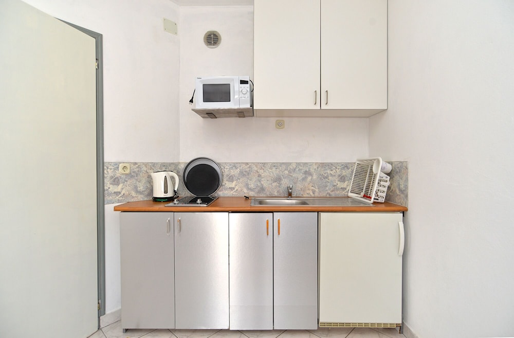 Apartments 2071