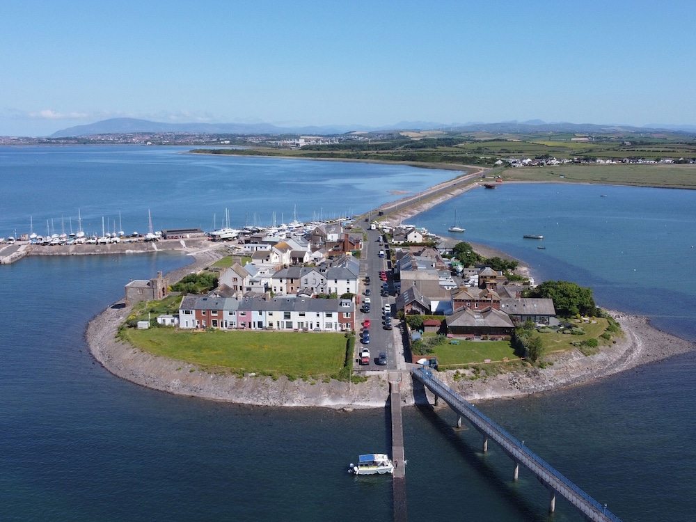 Roa Island House