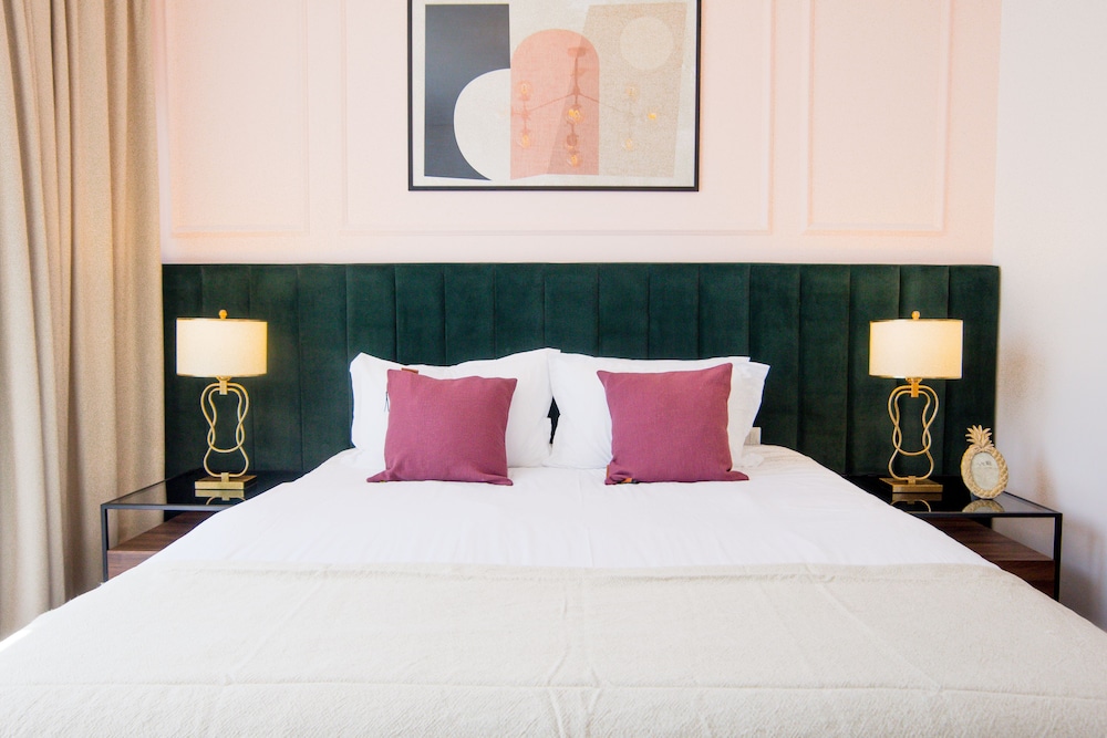Nasma Luxury Stays - City Walk