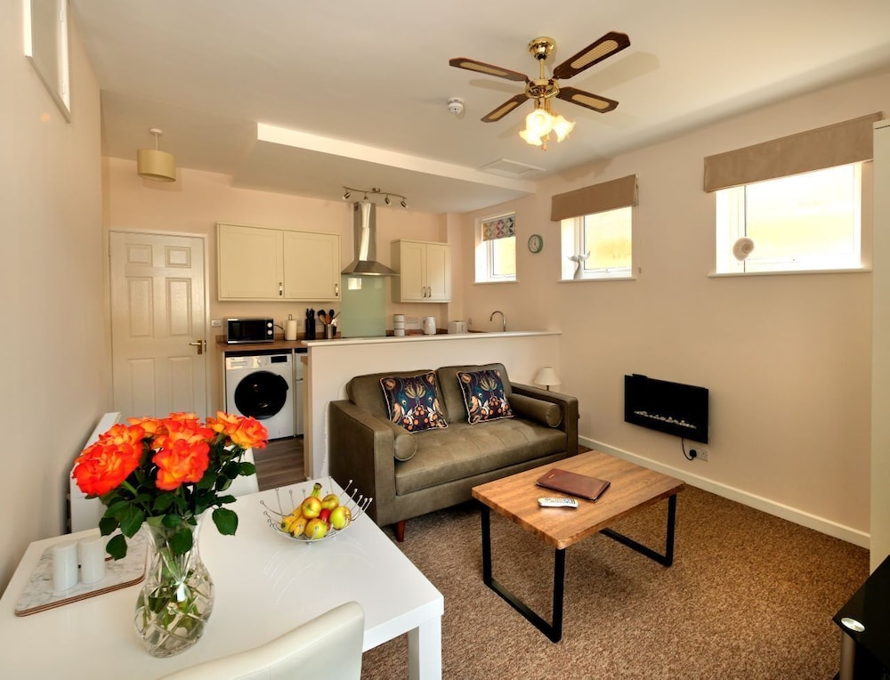 Beachside Suites