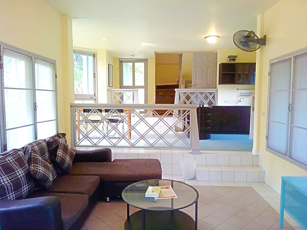 Brookside Valley Resort