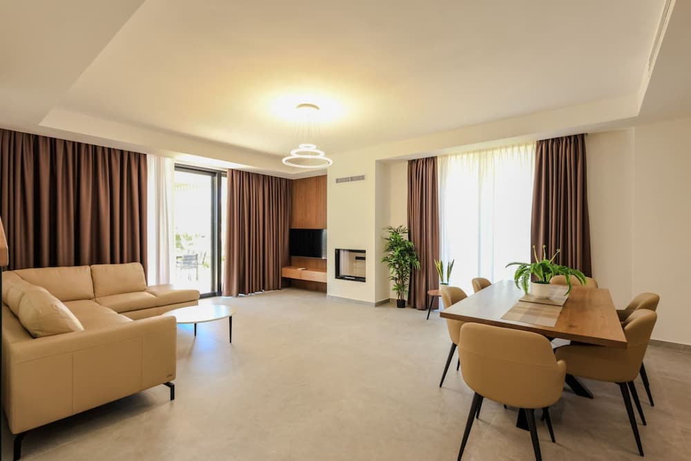 Sanpietro Deluxe Villa