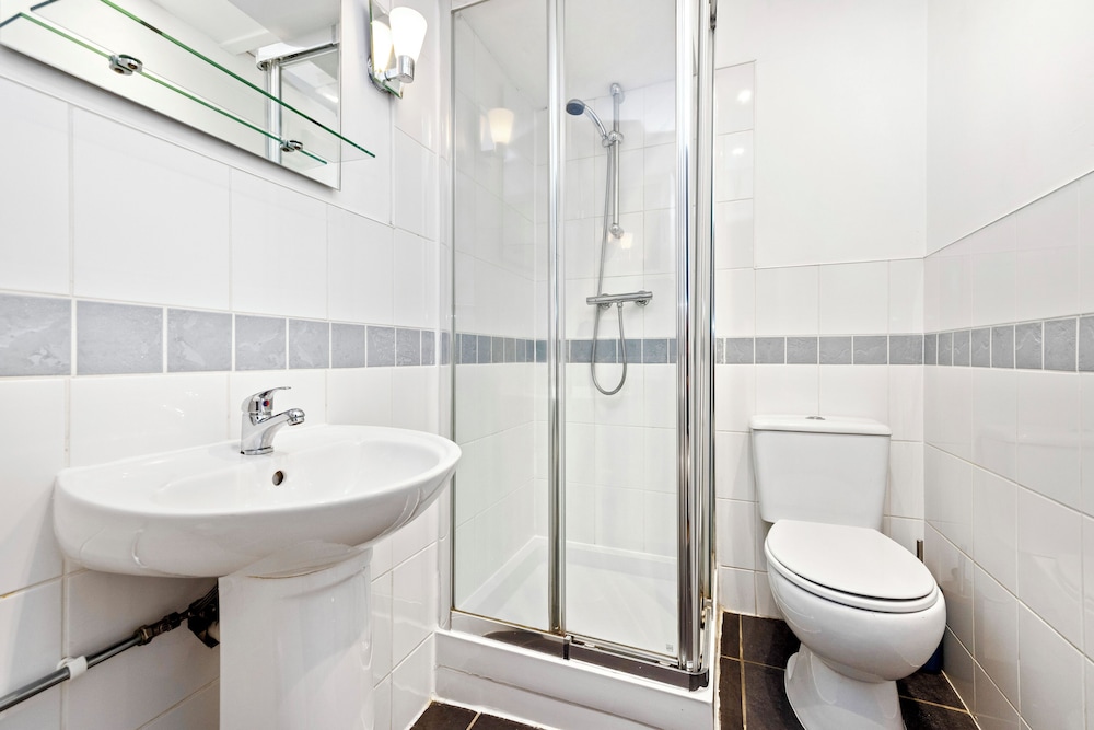 JOIVY Cosy 3bed Family Flat near Leith
