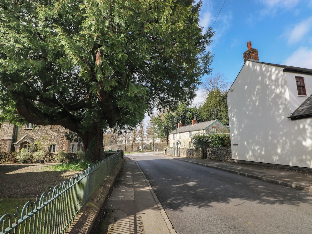 The Laurels Flat