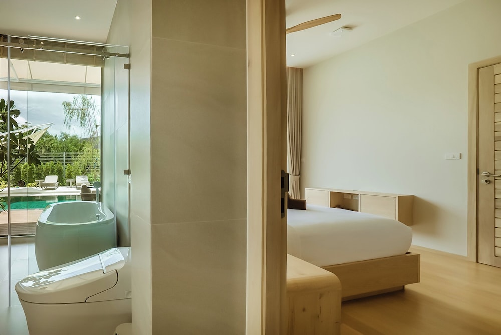 Akal Pool Villa 3BR near Laguna, Bangtao & Beach