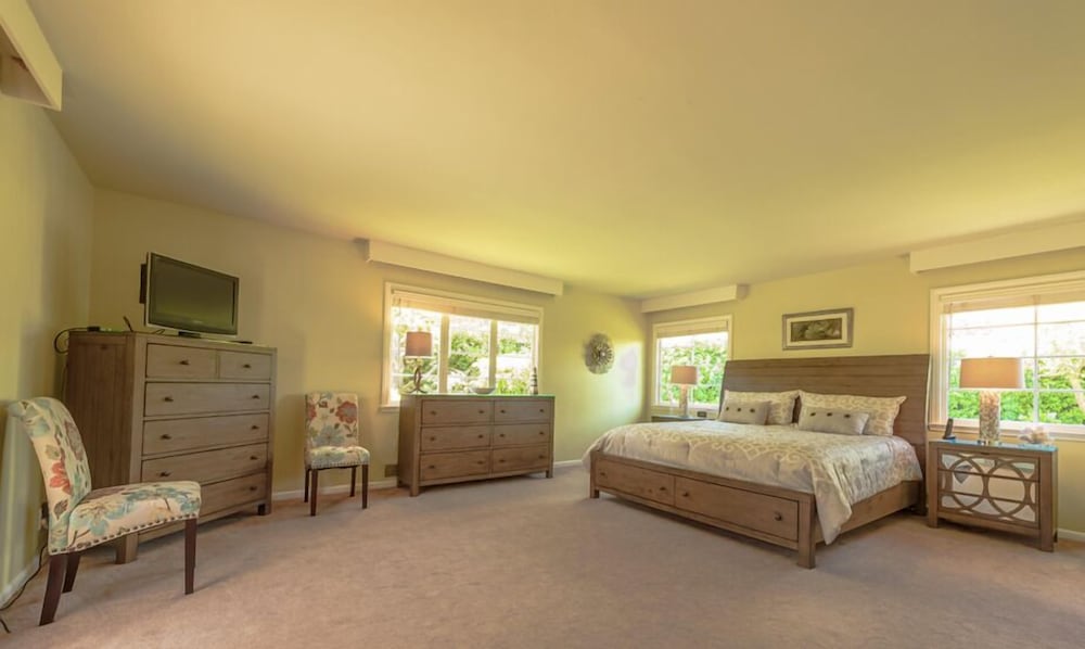 Monterey Vacations - Mv14: Beach Retreat Close To The Beach And Carmel - Property Image 4