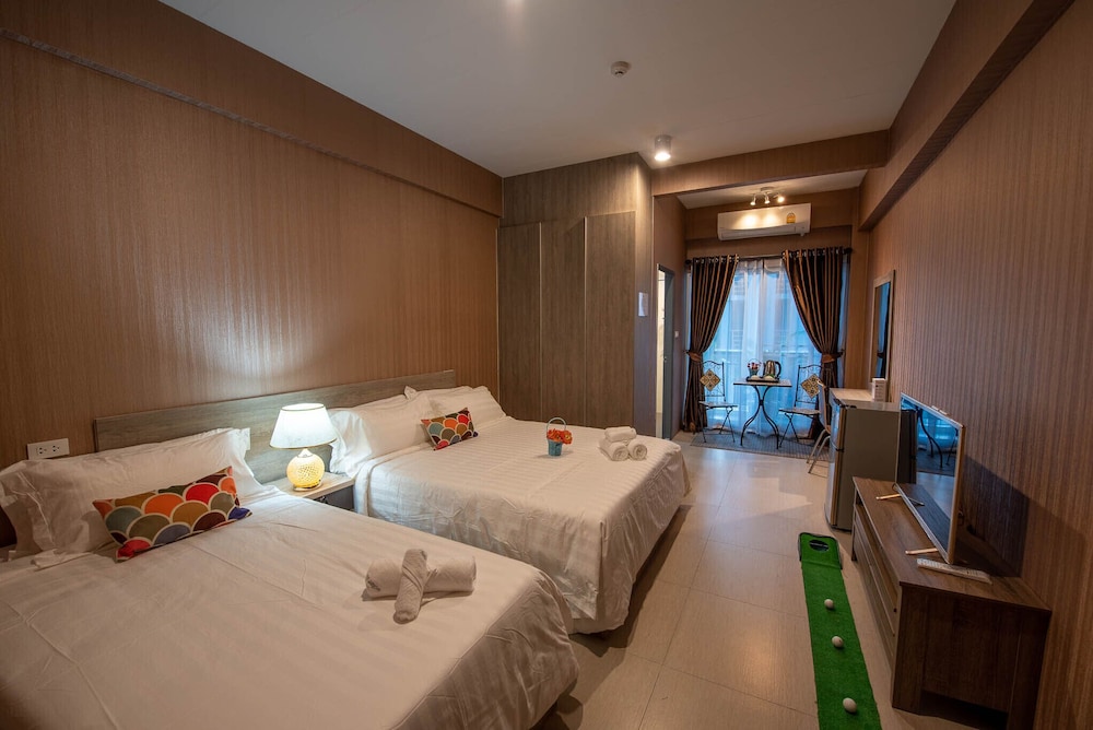 Water Aparthotel
