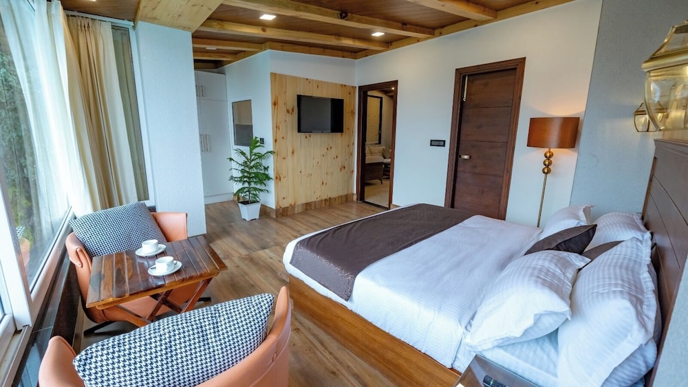 Wisteria Chalet