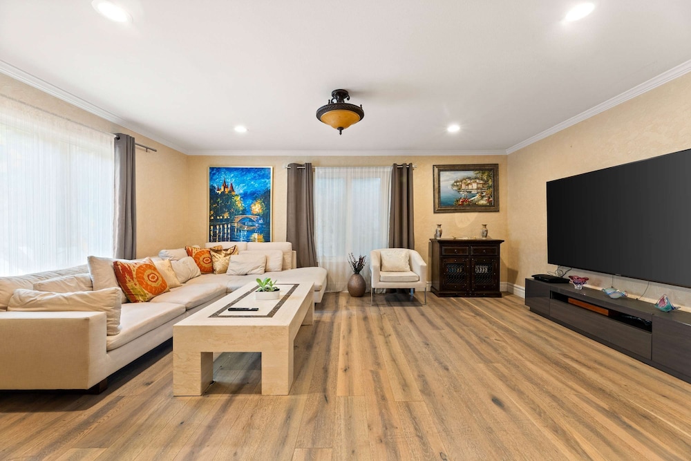 Allura Studio City Mediterranean With Private Pool
