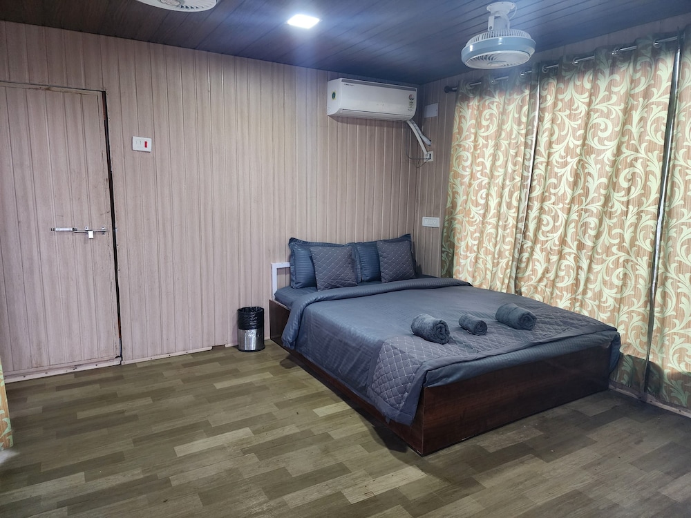 Revellers Resort Gokarna