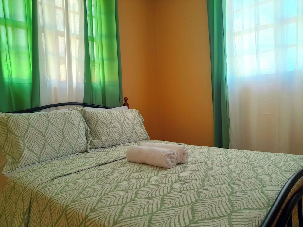 Pinard's Vacation Home-Apt 3