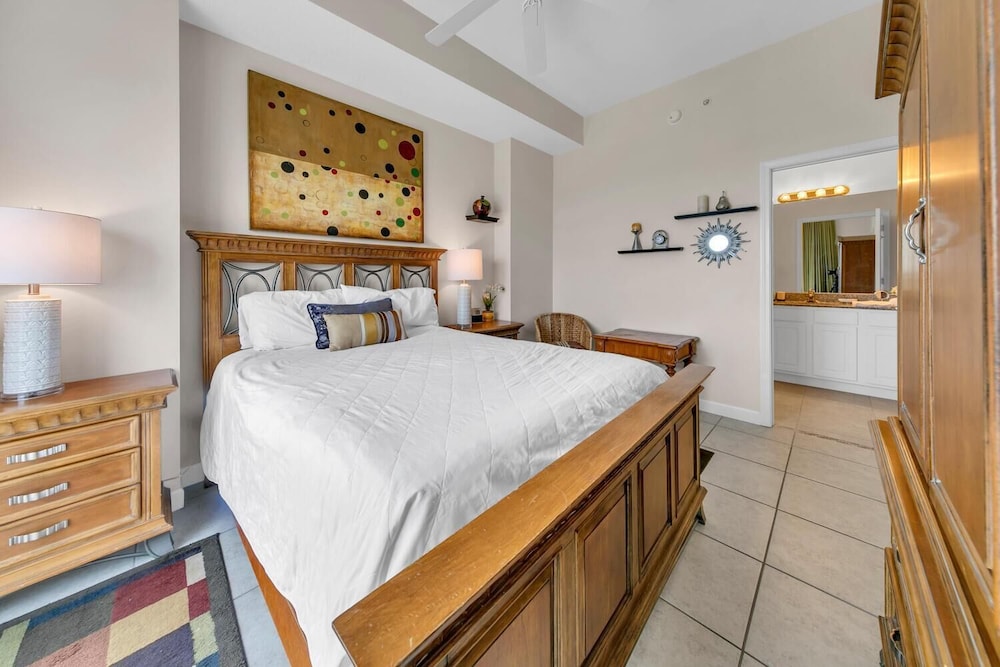Grandview East 1401