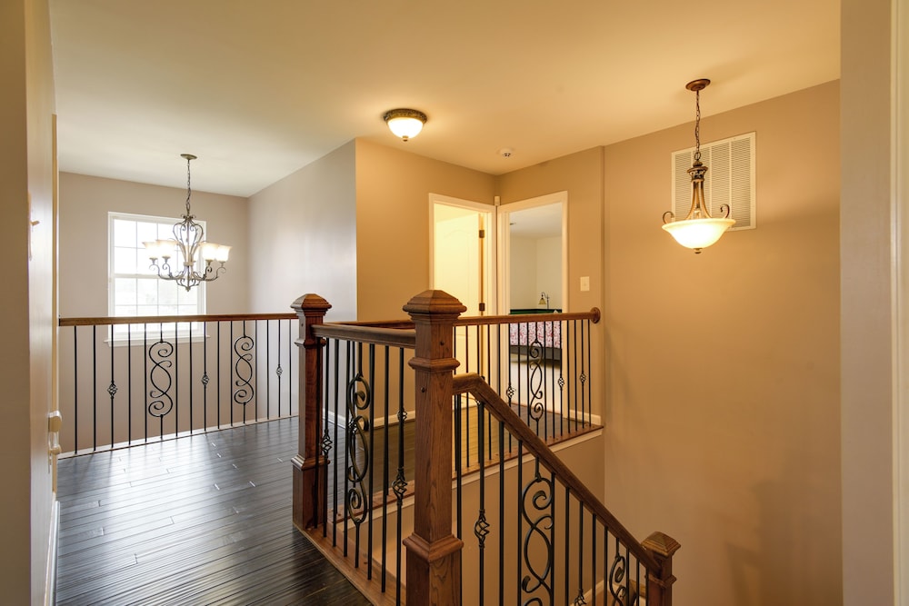54 Mi to Dtwn DC: Spacious Family Home!
