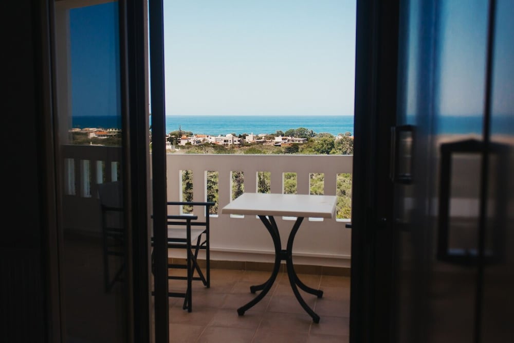 Villa Cook With Pool and Terraces With sea Views