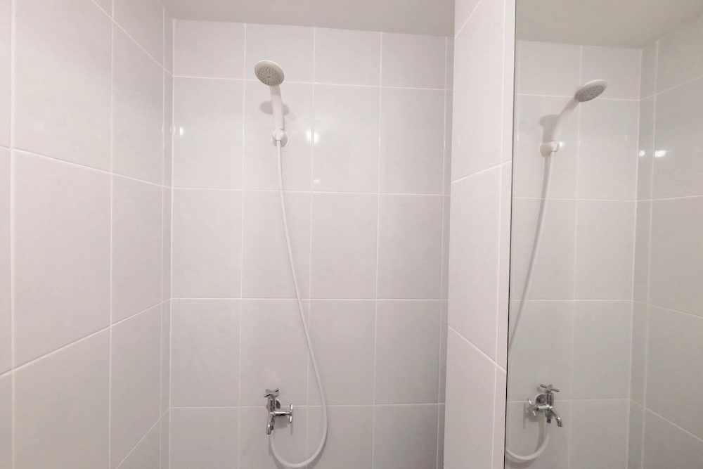Basic Look Studio (No Kitchen) Apartment Tokyo Riverside Pik 2