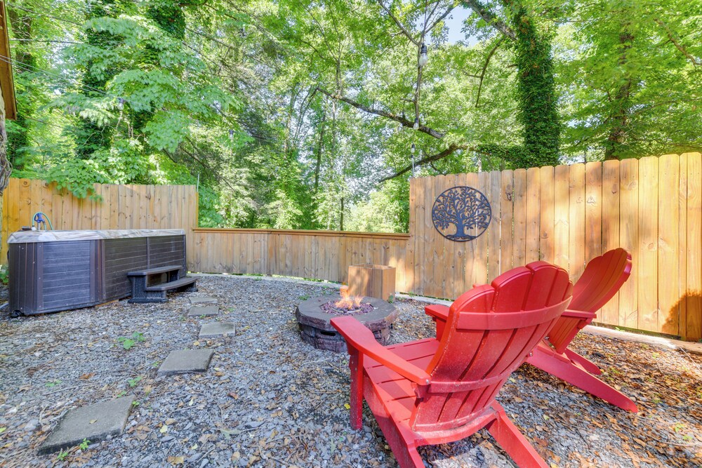Bryson City Vacation Rental w/ Pool & Hot Tub! view 5