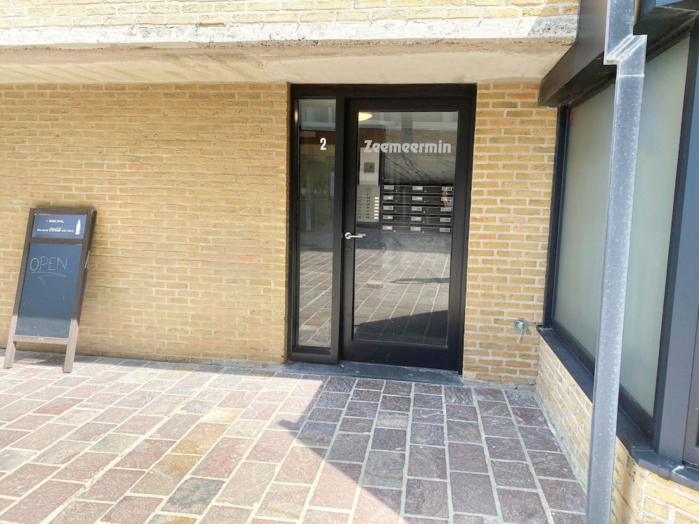 Apartment in Nieuwpoort With Stunning Sea Views