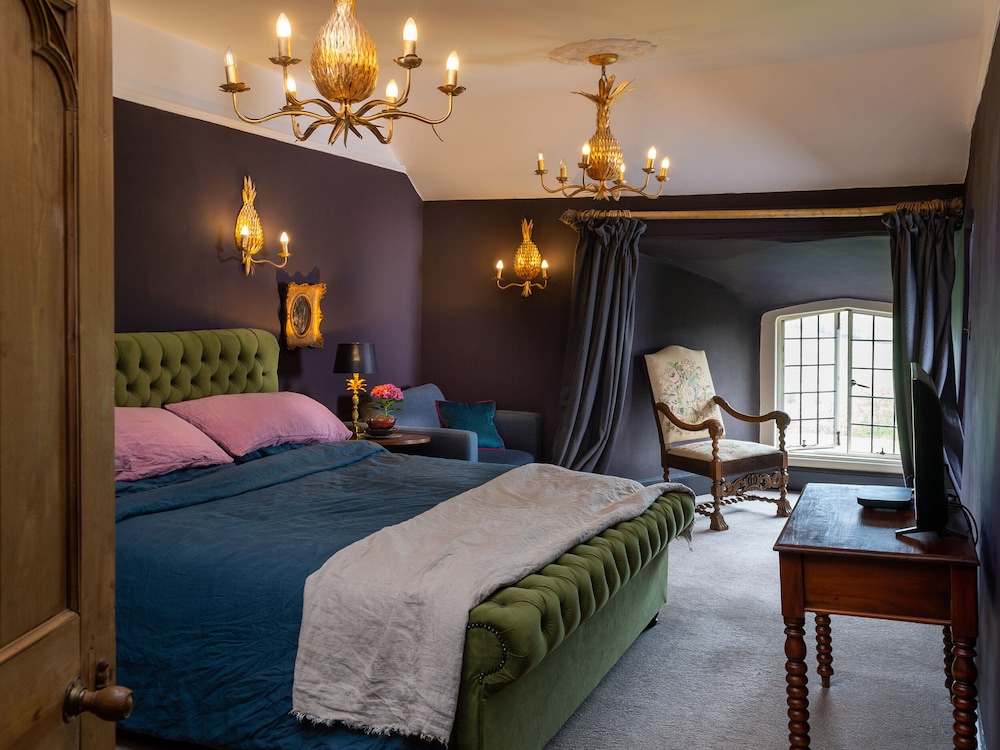 Fernhill Castle
