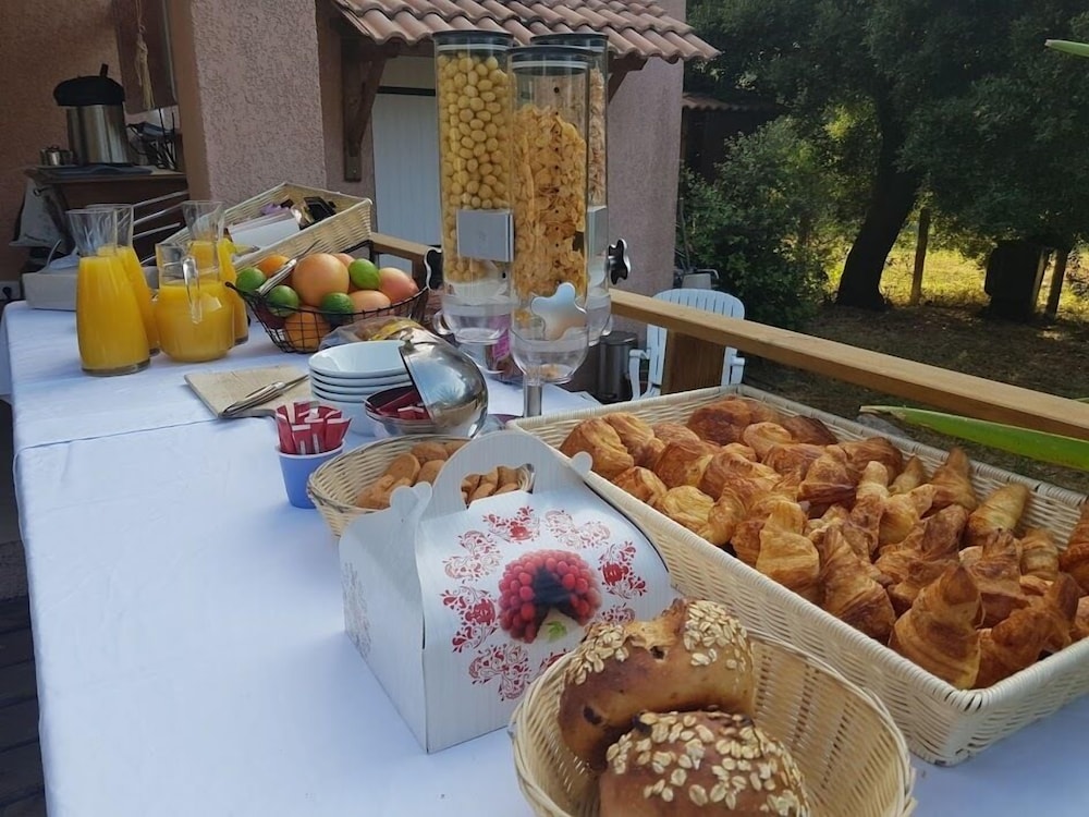Villa Appietto en Appietto — dining