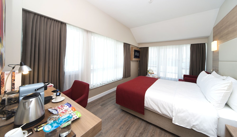Ramada Encore by Wyndham İstanbul Kartal - Image 30