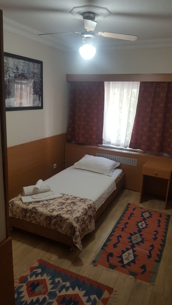 Kadikoy Otel