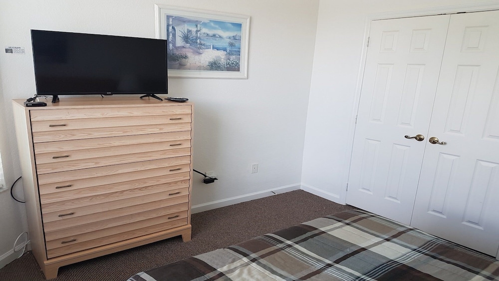 Wp2300si Windsor Palm 3 bed Condo view 3