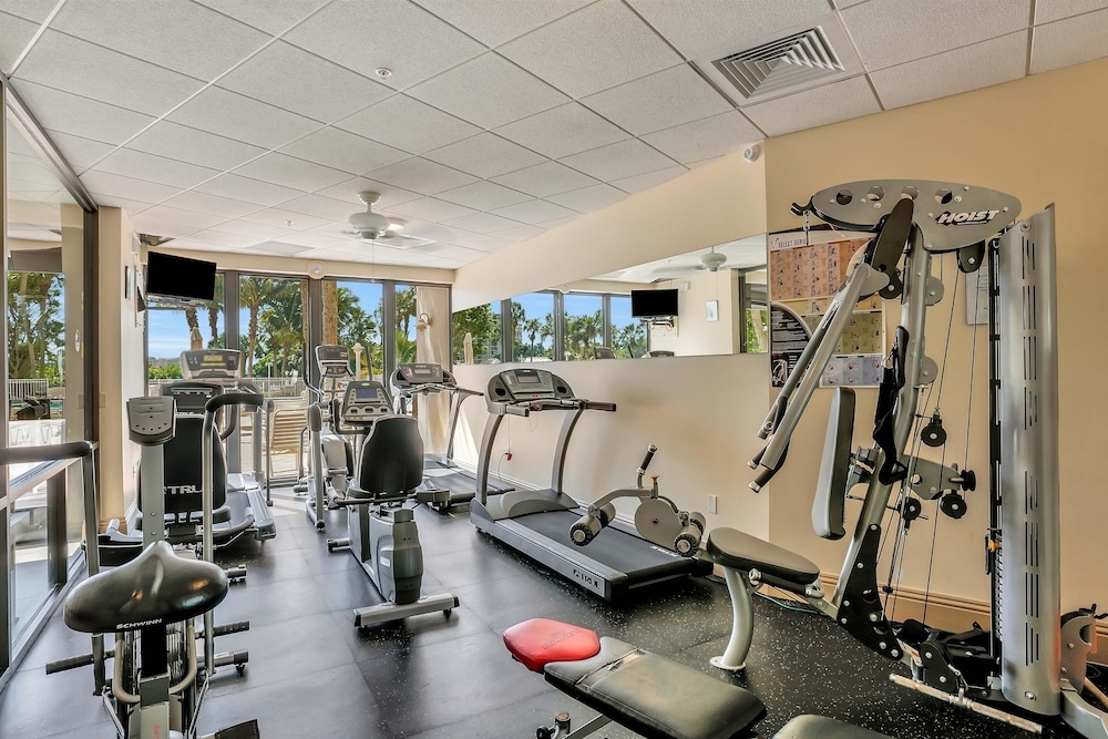 Sunny Beachfront Condo With Pool and Sw-facing Balcony